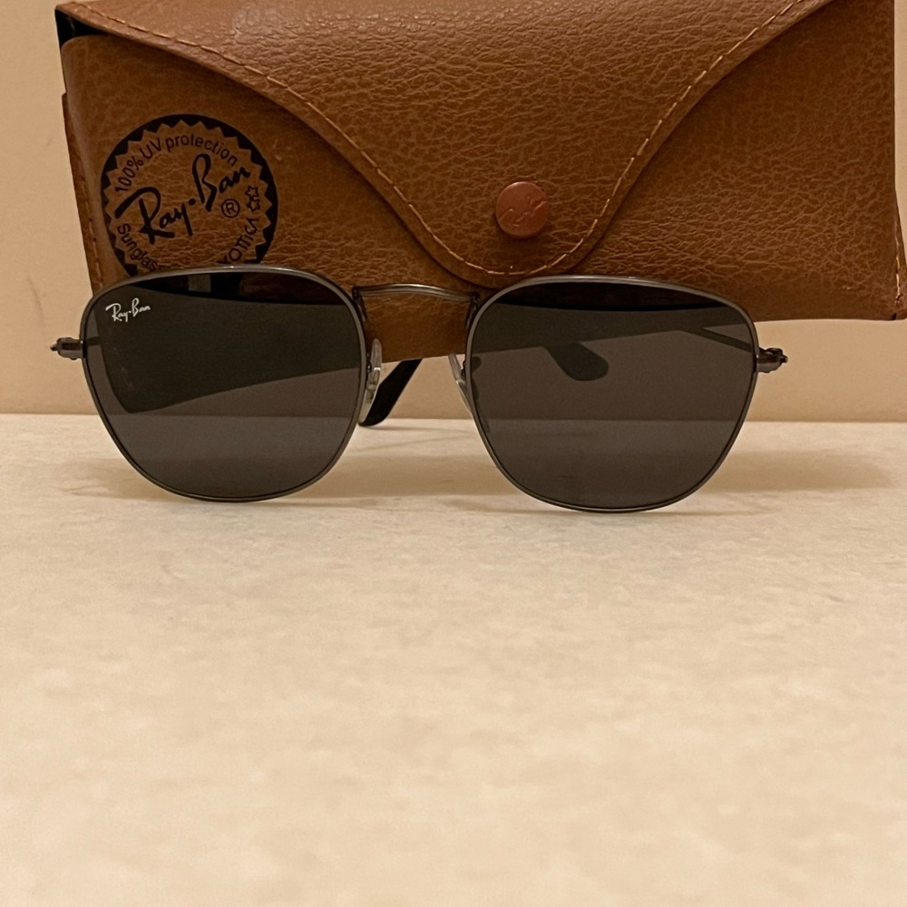 Ray ban sunglasses - Picture 3 of 7